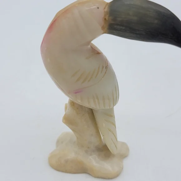 Vintage Carved Stone Toucan Figurine, 1970s Souvenir Collectible - Picture 6 of 11
